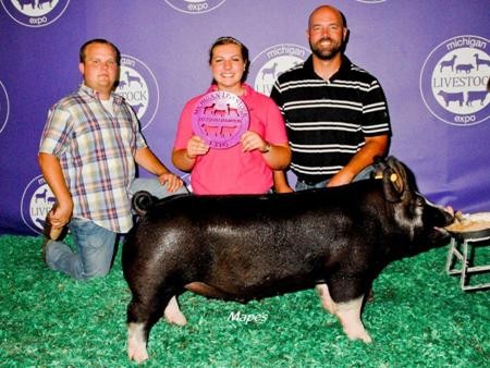 2013-mi-livestockexpo_champberkshirebarrow_carleydibert